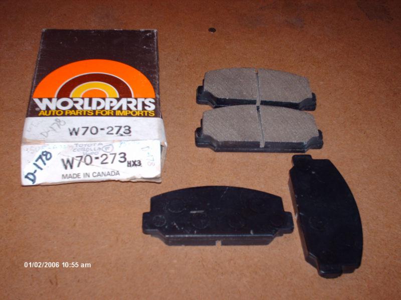 Corolla 1600 organic brake pads (nos)75-79