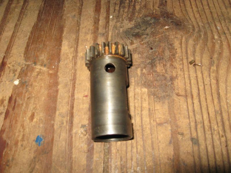 Harley davidson - knucklehead - breather valve and gear