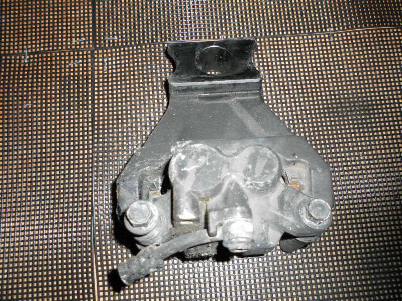 Yamaha yzf r1 oem rear brake caliper 02 03 2002 2003