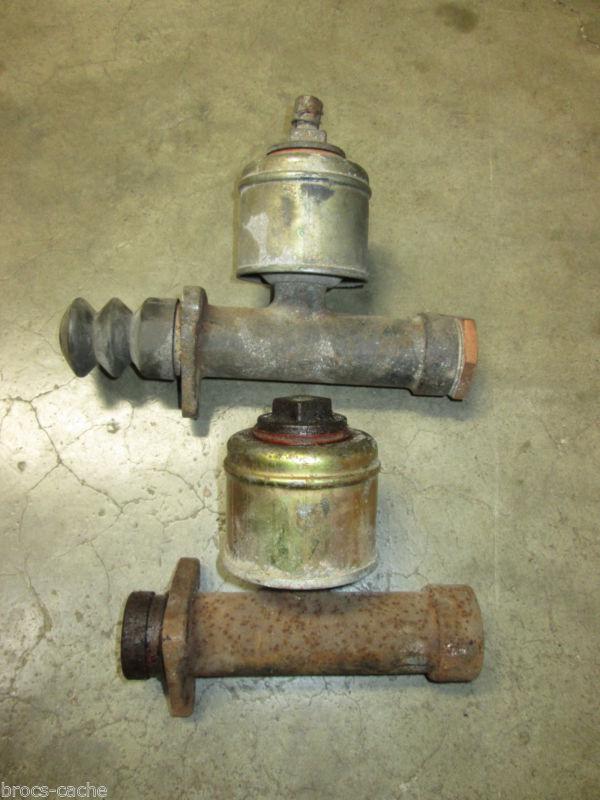 Toyota fj40 brake & clutch master cylinder oem teq fj-40 parts 1964 - 65 