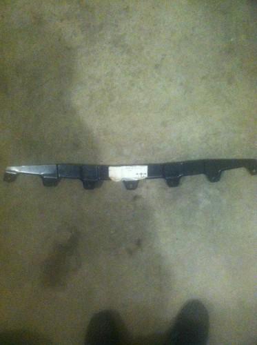 New 2000-2005 saturn l-series impact bar reinforcement oem part# 21018904 