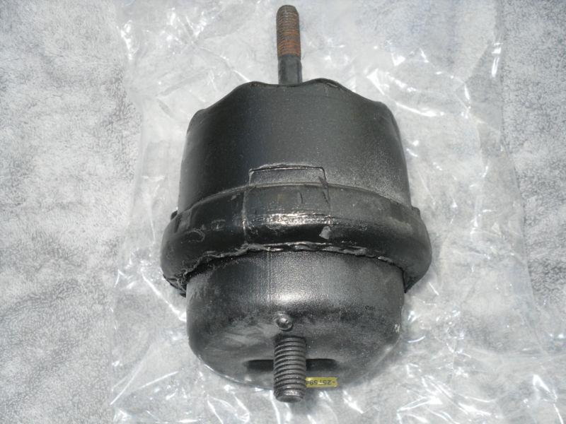 Cadillac deville front lower motor mount 2000-2005 new