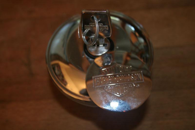 07 harley davidson sportster chrome lockable fuel tank cap