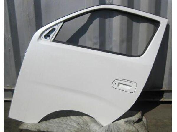 Nissan nv350 caravan 2012 front left door assembly [8713200]