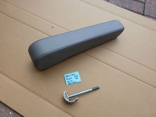 1997-1999 audi a8 oem right front armrest color grey