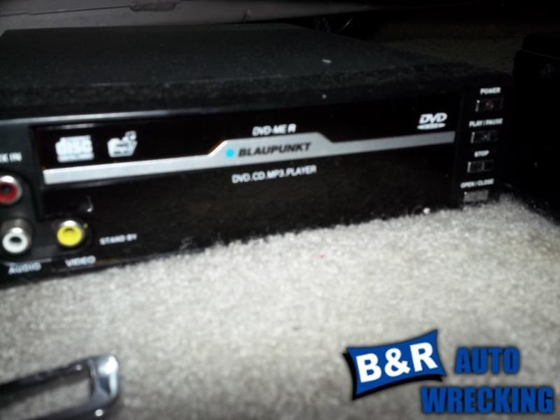 Radio/stereo for 99 chevy suburban 1000 ~