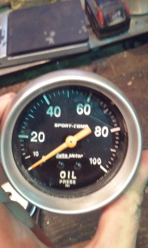 Autometer sport comp 2 5/8 oil pressure gauge