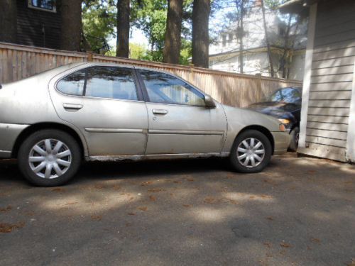 1999 nissan altima for parts