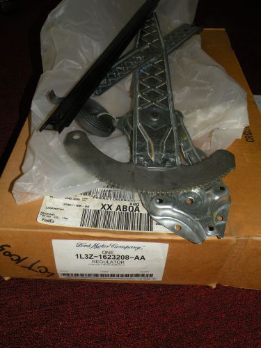 Original equip data 1l3z 1623208-aa window regulator