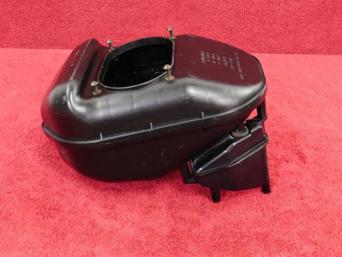 Air cleaner housing / airbox 99-02 sv650 sv 650 650s air box intake (no filter)