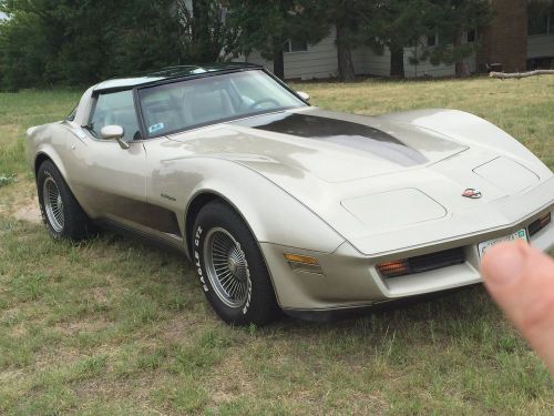 1982 chevy corvette collector edition