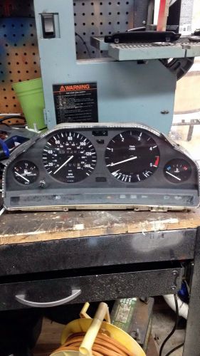 Bmw e30 325e instrument cluster