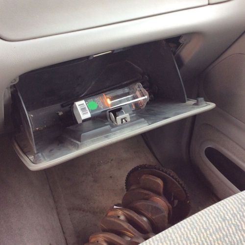 1996 ford explorer glove box