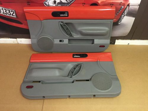 03-10 vw beetle convertible lh+rh  power door panel set panels red/grey