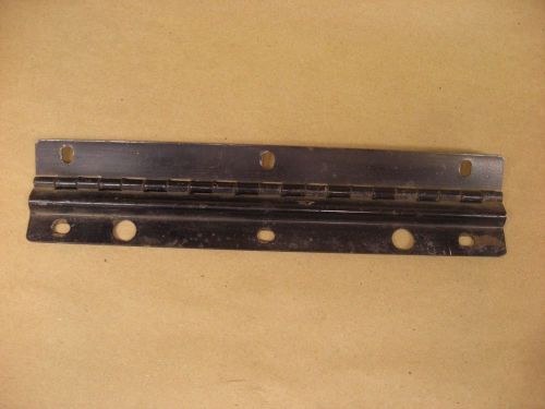 70 71 72 73 74 cuda challenger glove box door hinge