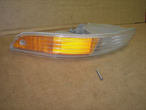 1994 acura integra passenger right front bumper marker light turn signal lamp