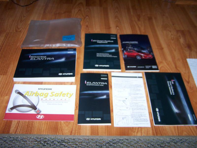 2012 hyundai elantra owners manual set with case free shipping