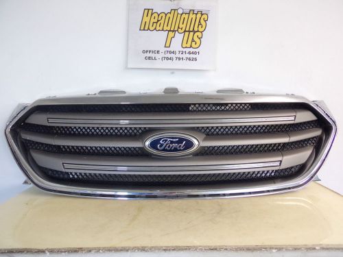 2013 2014 2015 ford taurus gray / black / chrome upper grille w/ emblem oem 115