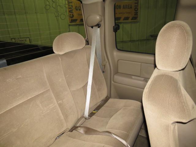 2004 gmc sierra 2500 pickup rear seat belt & retractor only lh driver tan