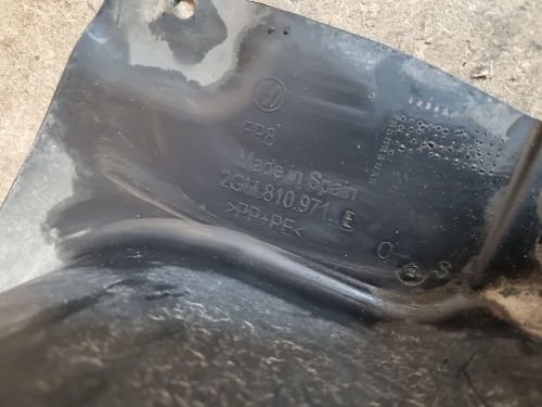 Vw t-cross 2023 1.0 petrol rear left passenger side splash guard 2gm810971