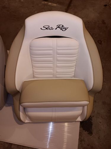 Attwood sea ray spx boat seat w/pop-up bolster