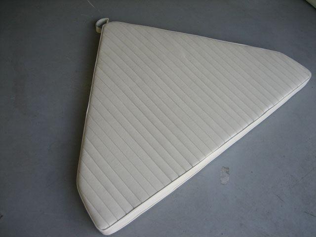 New bow cushion - fits boston whaler classic 15' hulls