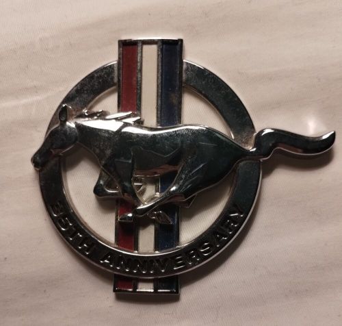 35th anniversary mustang emblem