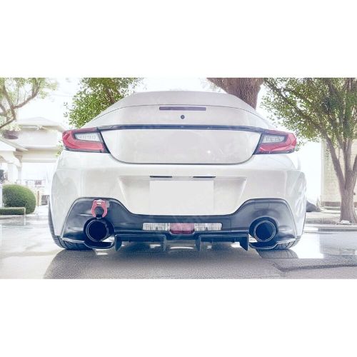 Real carbon fiber fits 2022-2025 gr86 rear bumper lower diffuser body kit 1 pc