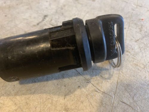 1999 honda 400ex 400 ex oem key ignition  141