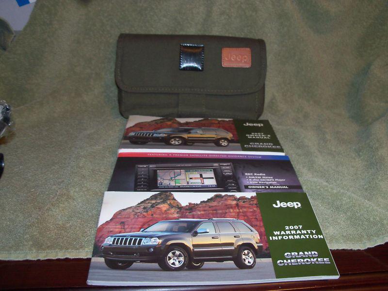 Jeep grand cherokee 2007 owners manual , cover & misc brochures 