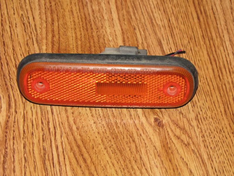 Suzuki esteem aerio front side marker light lh oem