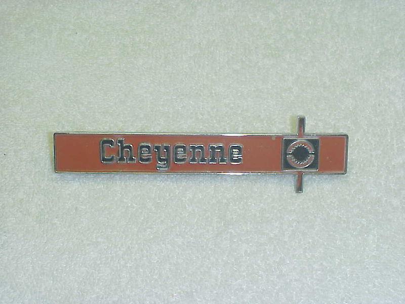 1973-79 original chevy cheyenne truck suburban dash pad trim emblem 1974 1975