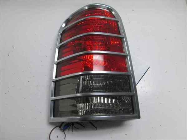 05 06 07 mercury mariner driver tail light oem