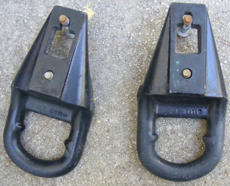 Tow hooks ford lincoln expedition navigator f150 f250 97 98 99 01 02 03 oem
