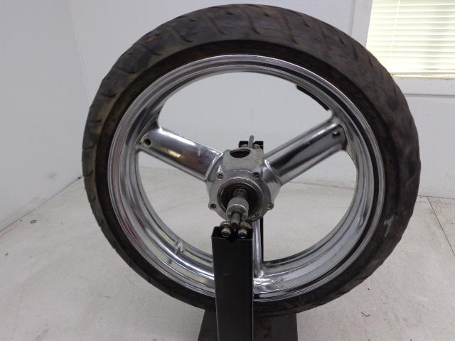 2004 triumph daytona 955i 955 i front wheel rim