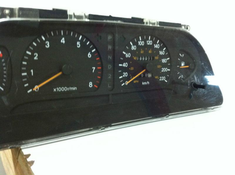 95-99 toyota avalon speedometer cluster oem kmh canadian kph box 9d17/17