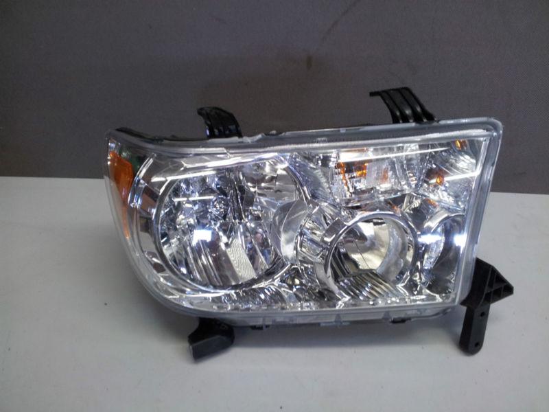 2007-2010 toyota tundra / sequoia passenger side headlight