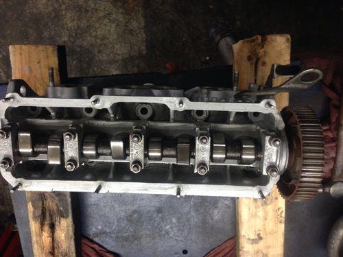 Vw golf 2.0 cylinder head 