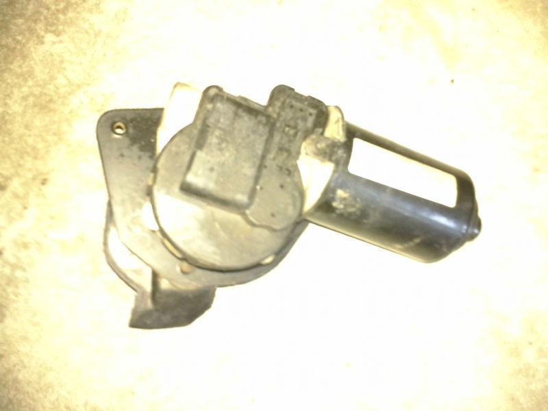 Grand marquis crown victoria windshield wiper motor