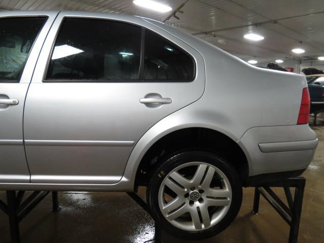 2002 volkswagen jetta 99014 miles rear or back door left 2499574