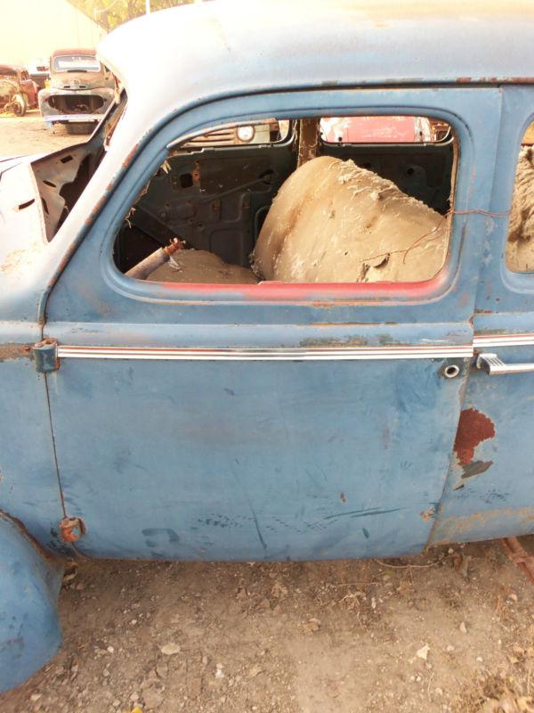 37 38 buick left front door shell