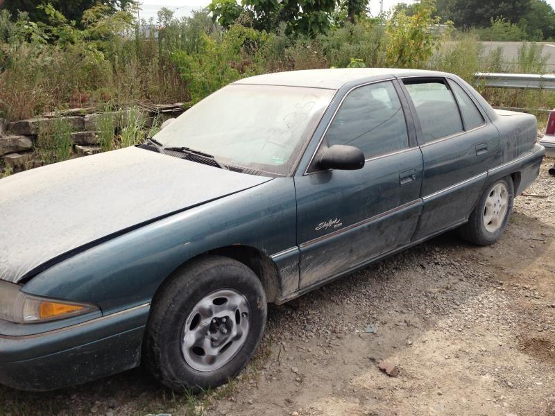 96 97 98 skylark steering column column shift w/o radio cont 517716