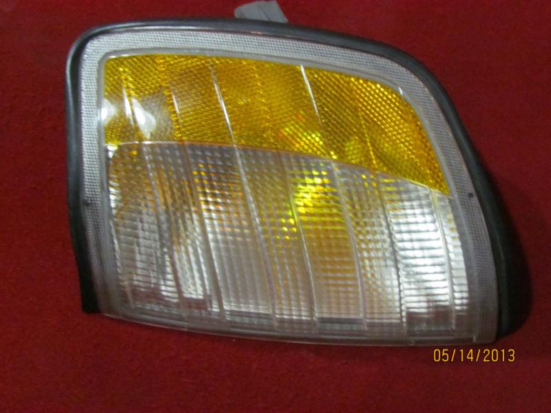 Mercedes oem bosch turn signal driver left front w124 (1994 1995 1996)