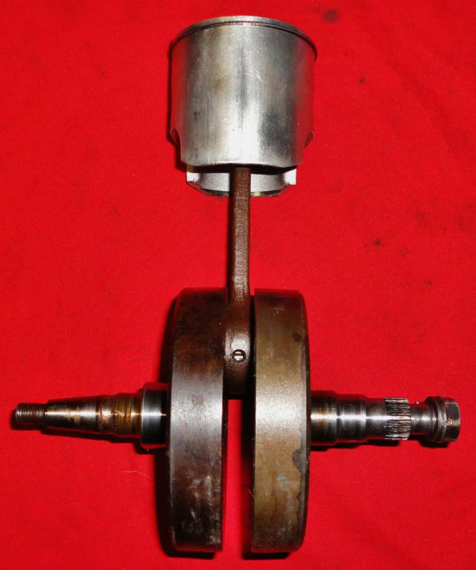 Suzuki  - 1982 rm250 - crankshaft assembly - discontinued