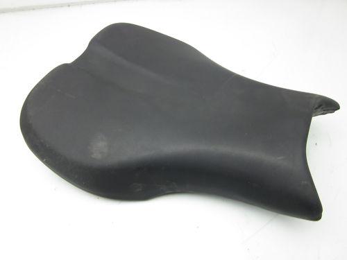 06-09 daytona 675 front rider seat