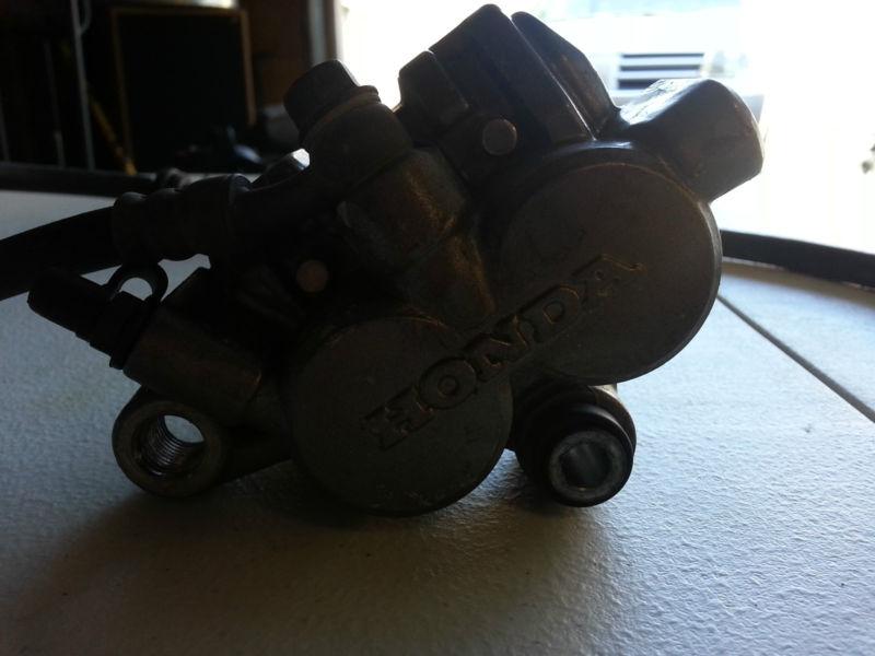 1987 honda super magna front brake caliper