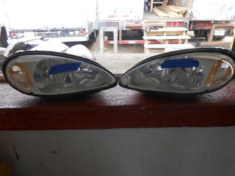 Chrysler pt cruiser left & right halogen headlight lamp 01 02 03 04 05 