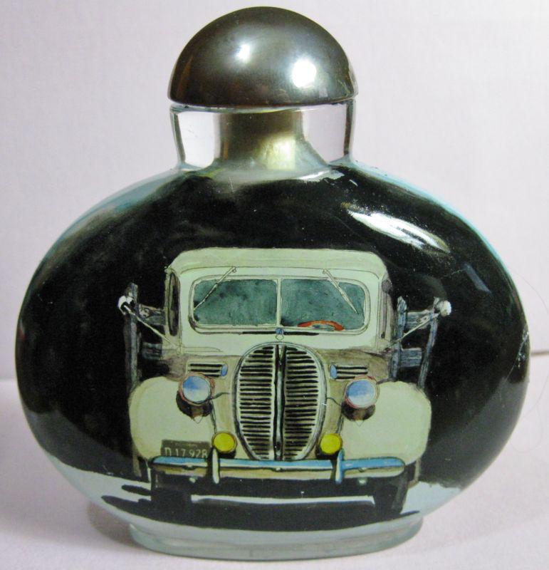 Classic antique ford truck - inside hand painted snuff bottle seal signed