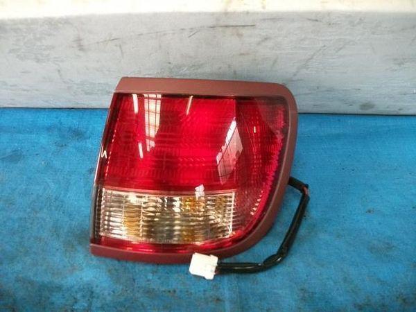 Nissan avenir 2001 rear right combination lamp [0015500]