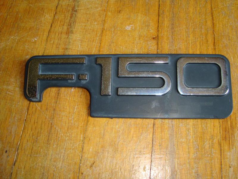 Ford f-150 emblem 